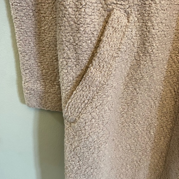 Cardigan - Picture 3 of 6